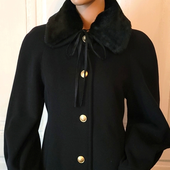 NINA RICCI Paris Overcoat - Picture 2 of 16